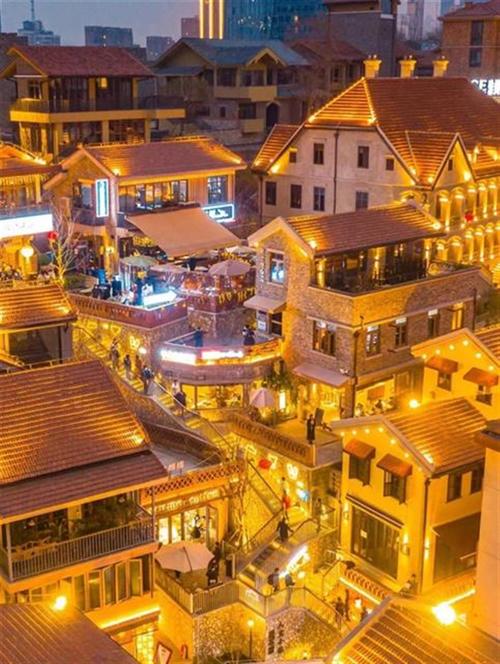 武汉夜网：探索江城夜晚魅力，特色夜市与夜游推荐全攻略