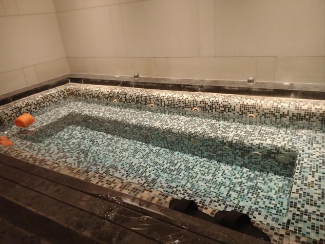 武汉桑拿会所怎么选择_武汉哪里可以桑拿_武汉桑拿可以用医保吗